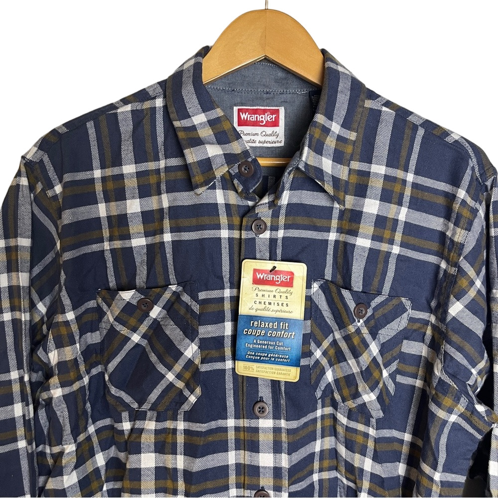 Wrangler NWT Navy White Plaid Button Down Shirt L Western Flannel Cowboy Country